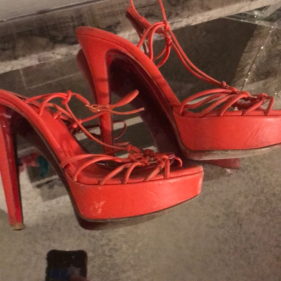 Authentic Christian louboutin - Picture 4 of 5
